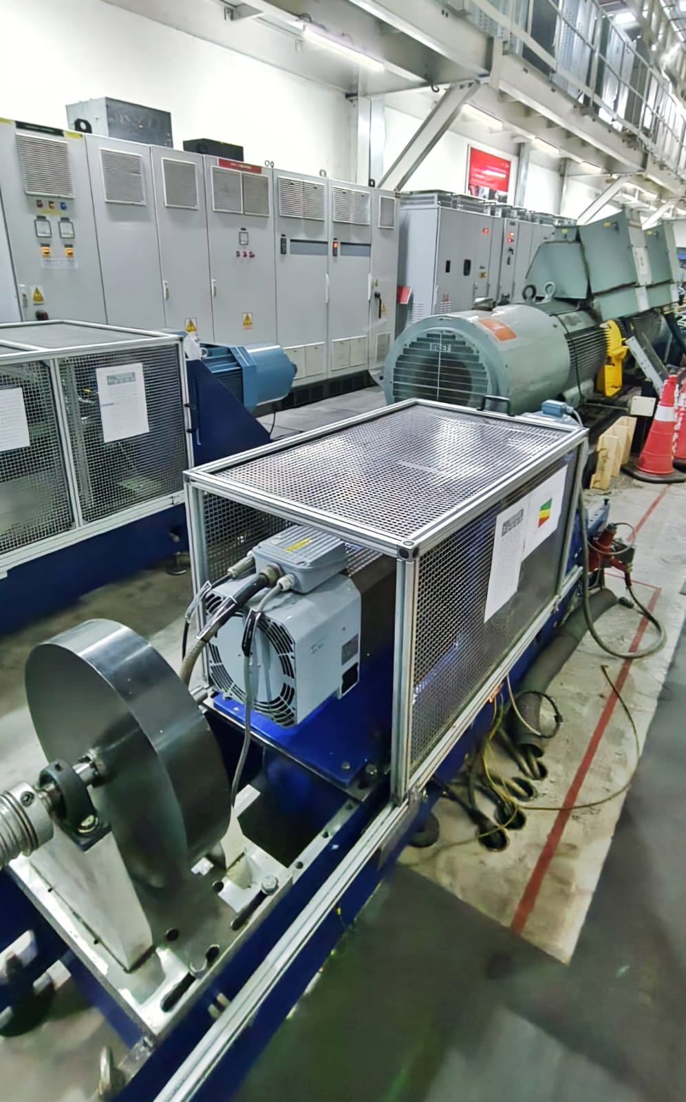 Factory acceptance testing of a drive panel before dispatch